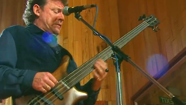 Jack Bruce / Gary Husband / Gary Moore - White Room (The Cream Of Cream DVD, 1998) смотреть онлайн