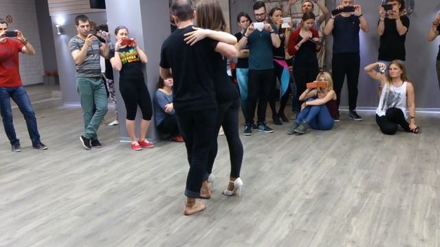 He is not afraid of women's heels / Kizomba / Kristofer Mencák & Yuliya Volkova. part 2 смотреть онлайн