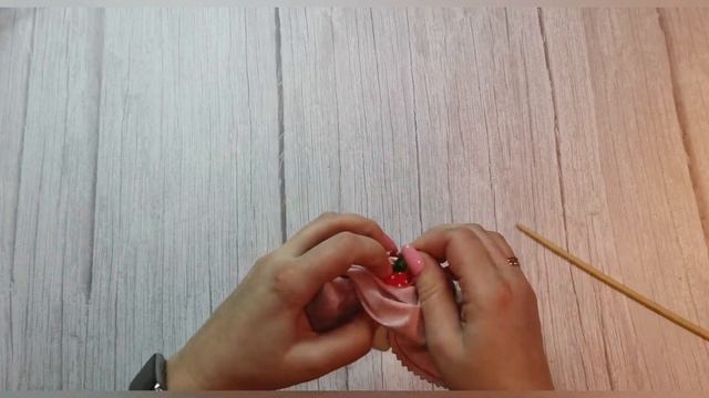 Прихватка "Клубничка". Простой и быстрый способ пошива. DIY. смотреть онлайн