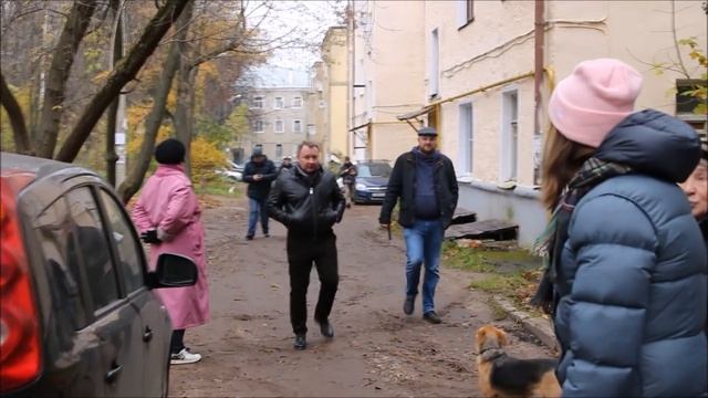 Внезапный глава города за рулём катка смотреть онлайн