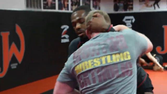 Jon Jones vs Daniel Cormier 2 смотреть онлайн