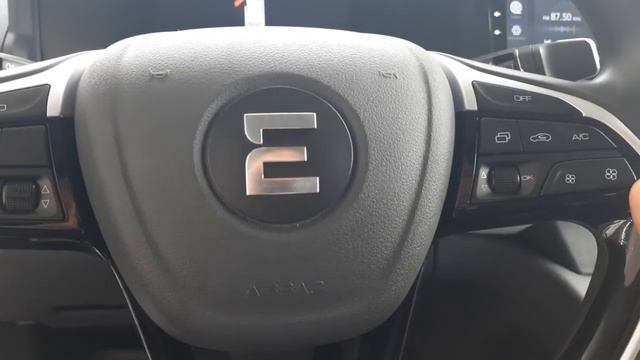 EVOLUTE I-Pro смесь Ниссана и Пежо смотреть онлайн