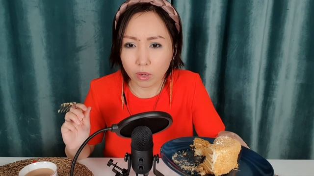 Қазақша ASMR/Тортпен мукбанг??АСМР на казахском/Мукбанг с тортиком/Mukbang with cake смотреть онлайн