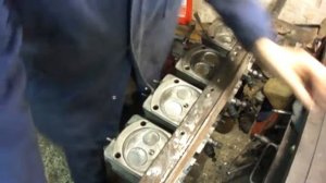 Т - 40. Ремонт головки  ЧАСТЬ 6 : способ притирки клапанов без присосок