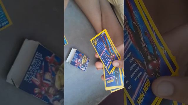 Avengers super hero cards unboxing and how to use power cards смотреть онлайн