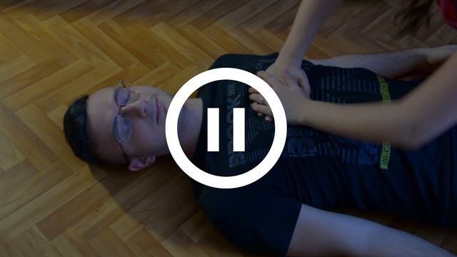 7 ЛАЙФХАКОВ ДЛЯ ОКАЗАНИЯ ПЕРВОЙ ПОМОЩИ смотреть онлайн