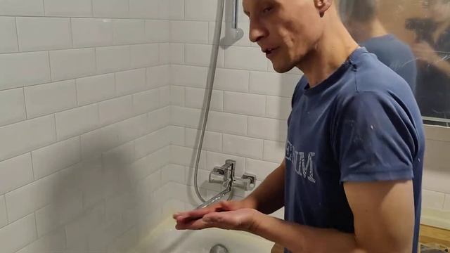 Силиконовый стык ванны и плитки смотреть онлайн