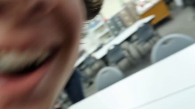 MENINIST SHIRT AT SCHOOL смотреть онлайн