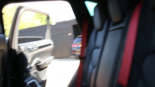 Porsche Cayenne 4.2 V8 Diesel Tiptronic S Automatic in Jet Black 2015 смотреть онлайн