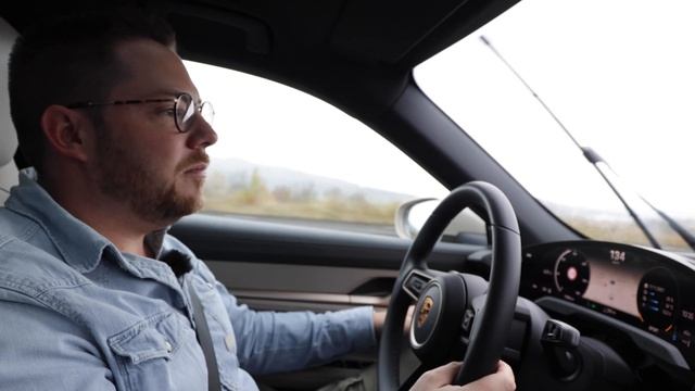 Porsche Taycan 4S | LAUNCH CONTROL ? | 0-100 | 100-200 | V-MAX смотреть онлайн