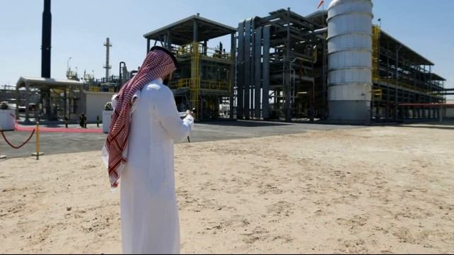 Быстро растет: США уже не могут сдерживать цены на нефть смотреть онлайн