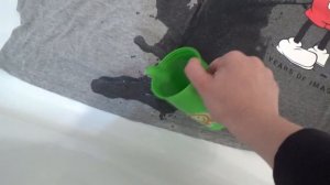 Как вывести пятно от красного вина, легкий и эффективный способ