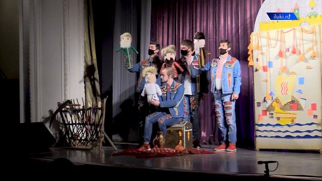 В ГДК им. Ленина прошли празднования масленицы смотреть онлайн