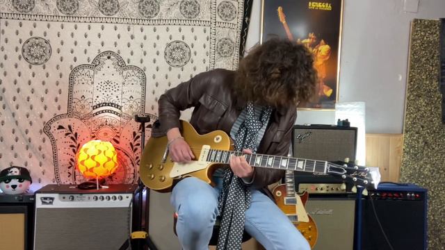 Gibson Les Paul Gold top 56 смотреть онлайн