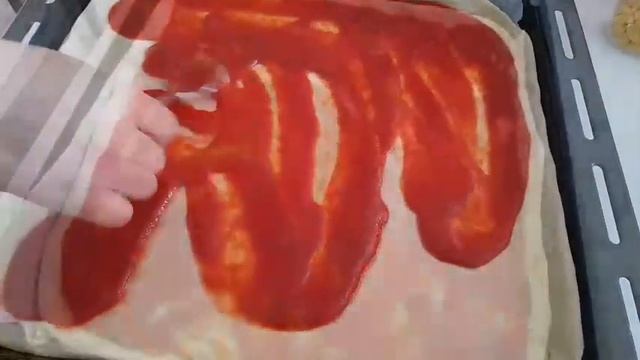 Самый простой способ приготовить пиццу??? смотреть онлайн