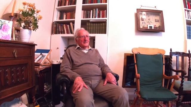 Ivor Perl speaks informally about Freemasonry. смотреть онлайн