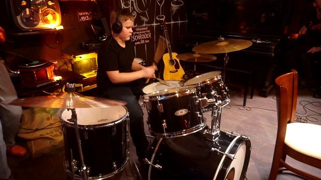 Политов Иван: Beatles - Ob-la-di Ob-la-da (drum Cover Live)