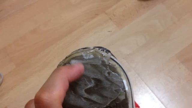 How to Fix Worn Out Soles (Converse Allstars) смотреть онлайн