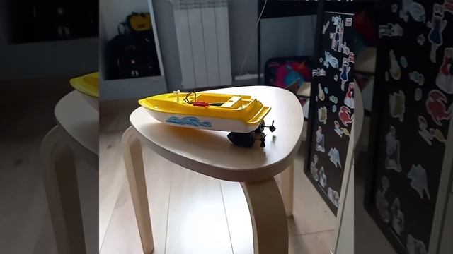 Перевёл на радиоуправление детский катер для ванны . смотреть онлайн