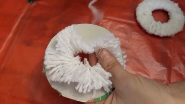 Мастер-класс "Снеговик из помпонов" смотреть онлайн