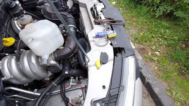 лада нива тревел первая поломка - лопнул бачок системы охлаждения на 12 тыс пробега замена за 15 ми смотреть онлайн