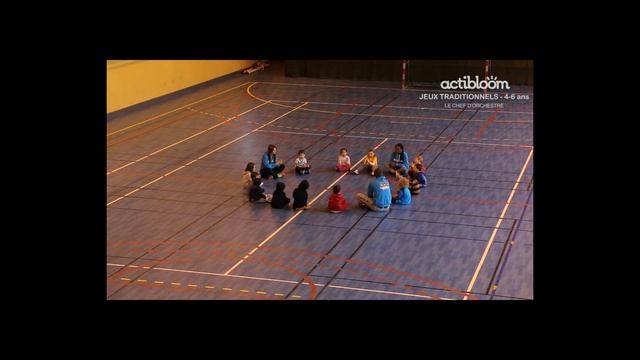 Jeux traditionnel, le Chef d’orchestre, enfants 3 à 5 ans смотреть онлайн