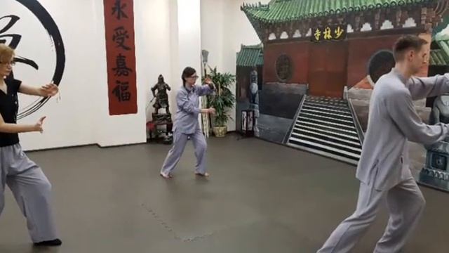 Тайцзицюань и цигун в Центре Дамо смотреть онлайн
