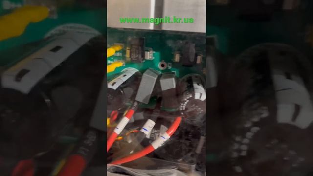 Luxpower SNA5000 шумит как экскаватор