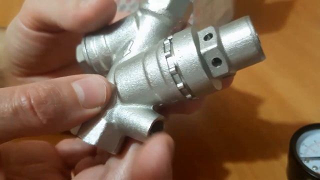 Обзор Редуктор давления VALTEC из Rozetka