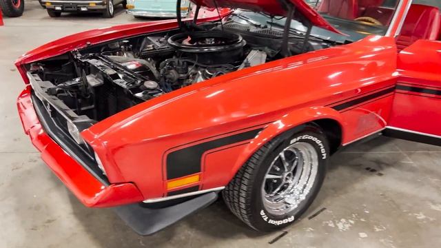 1971 Ford Mustang Mach 1 Walk Around смотреть онлайн