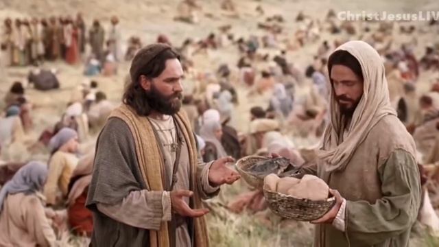 Иисус умножает хлебы смотреть онлайн