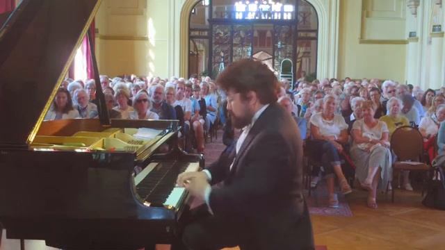 Николя Челоро исполняет де ФАЛЬЯ: «Танец огня» -Транскрипция Николя Челоро смотреть онлайн