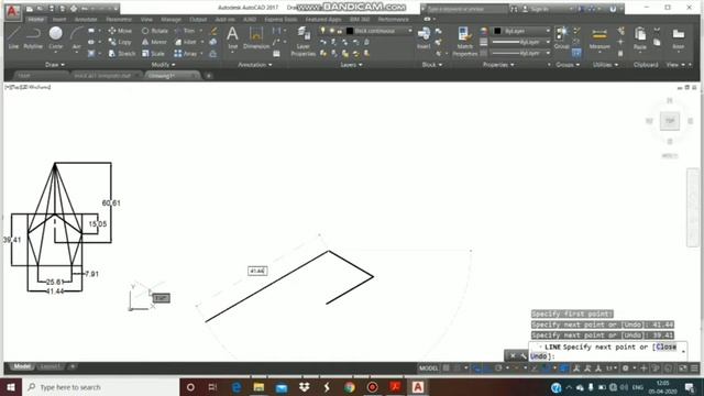 Isometric View of Pentagon Pyramid Resting on it's Base смотреть онлайн