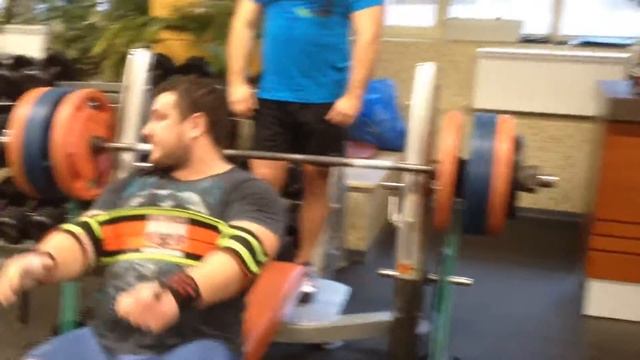 жим лежа с резинами 225кг +40кг резинки смотреть онлайн