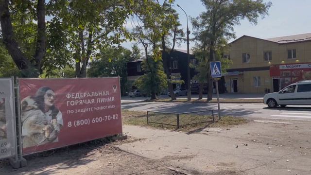 Мариуполь: 🏬 бульвар Б.Хмельницкого от пр.Ленина (Мира) до пр.Нахимова. Октябрь 2023 смотреть онлайн