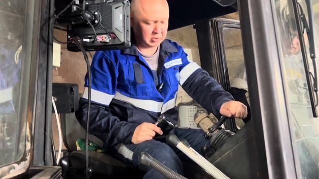 Устанавливаем Автопилот на трактор Андрею Фермеру смотреть онлайн