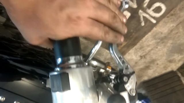 Brake and clutch levers. Honda VTX 1300 смотреть онлайн