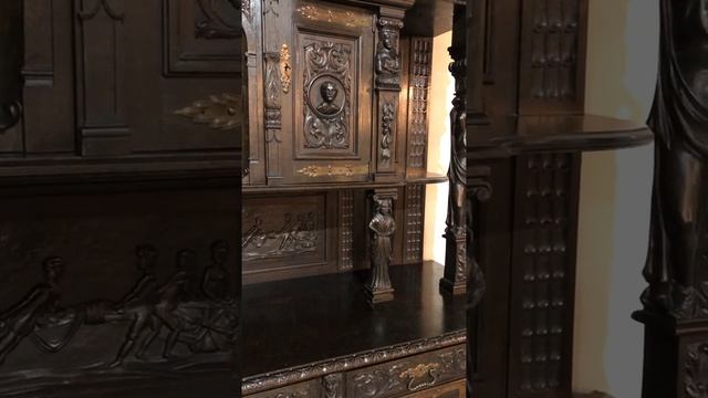 Старинный антикварный резной буфет смотреть онлайн