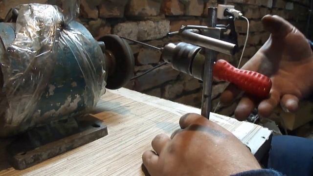 Самодельная приспособа для заточки вольфрамовых электродов смотреть онлайн