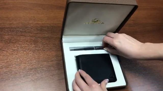 Подарочный набор Портмоне и перьевая ручка 2455 GilforD №133 смотреть онлайн