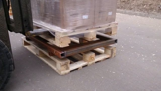 Испытание на деформацию поддона при работе на конвейере (по ISO 8611) смотреть онлайн