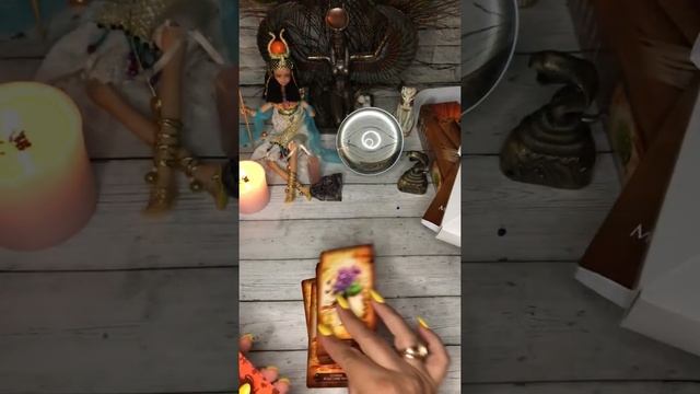 Обзор «Таро Гримуар магических зелий» смотреть онлайн