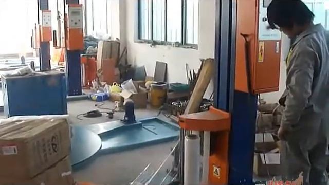 Упаковка багажа стрейчевой пленкой смотреть онлайн
