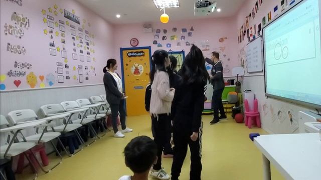 ESL Games with flashcards // Active Warm Ups смотреть онлайн