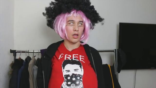 ОТМЕЧАЕМ ХЕЛЛОУИН В РОССИИ ! смотреть онлайн