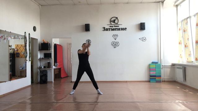 Измайлова Алина Исполнение танцевальной комбинациив современном танце смотреть онлайн