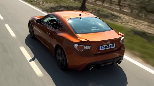 TOYOTA GT86 / BRZ 2021 смотреть онлайн