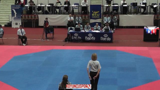 63kg Semifinal Krasnov Boris (RUS) vs (POL) Millert ALBERT (-21 ETU TKD Championships 2015) смотреть онлайн