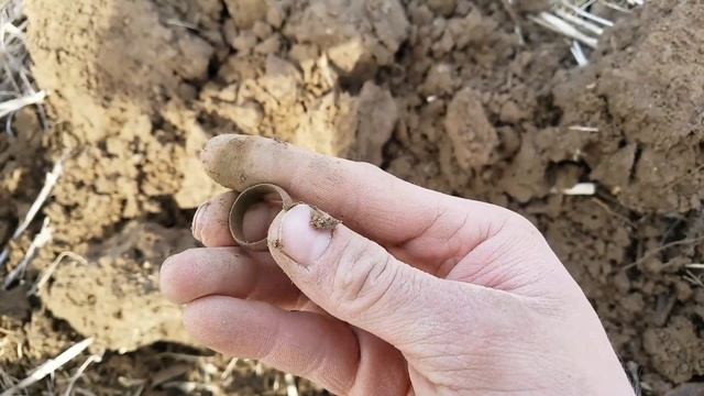 "Old Coins New Permissons" 1800s coins!! Silver in the hole!!! HISTORY FOUND! смотреть онлайн