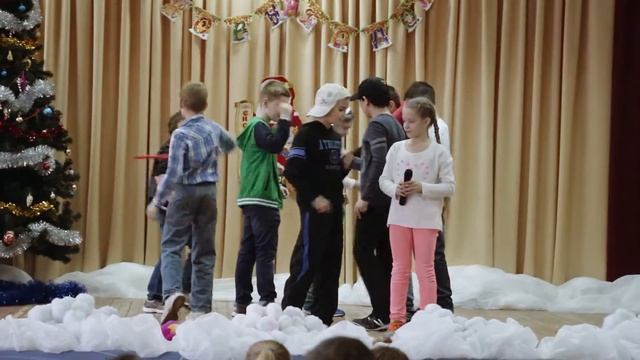 СНЕЖНАЯ КОРОЛЕВА 5В СОШ 83 смотреть онлайн